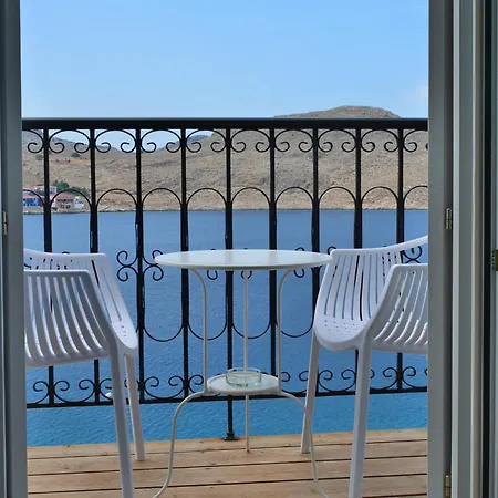 Otel Aretanassa Chalki Town